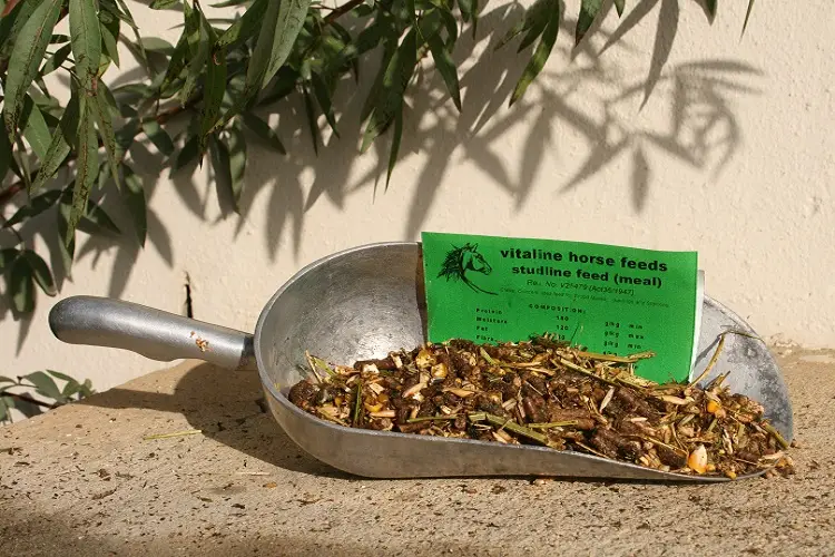 Studline Feed packaging